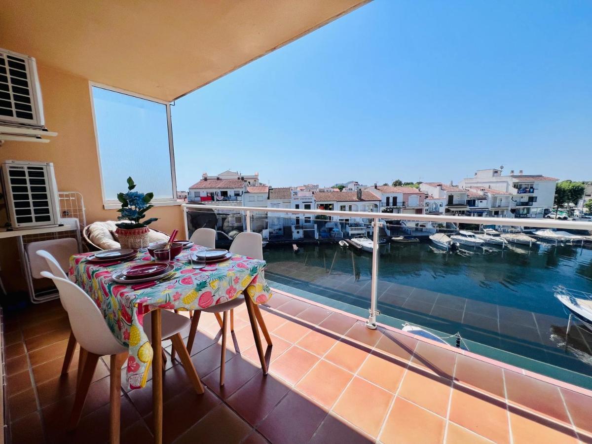 P.Banuls 11 Apartment Empuriabrava Exterior photo
