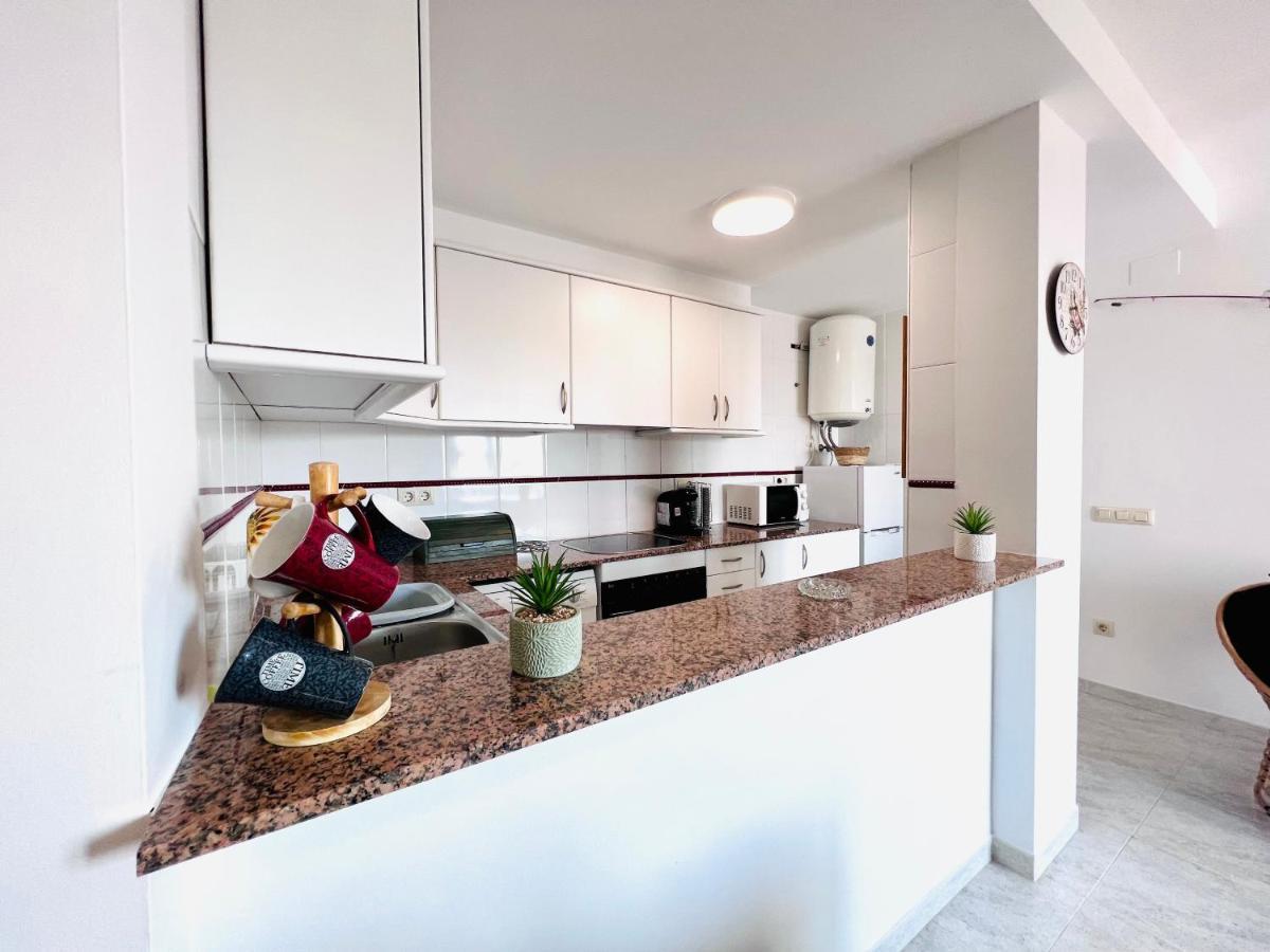 P.Banuls 11 Apartment Empuriabrava Exterior photo